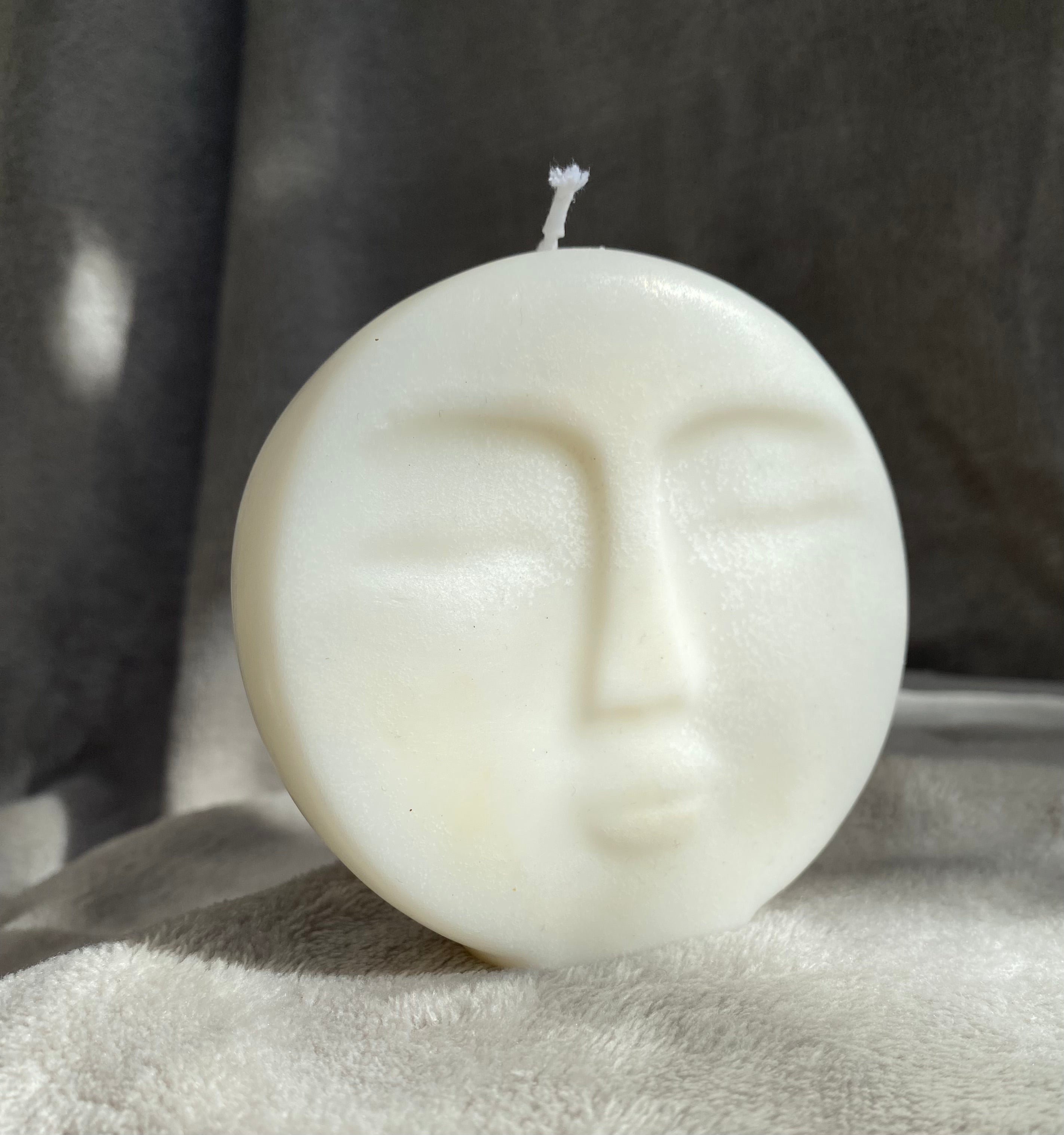 Bougie Luna visage