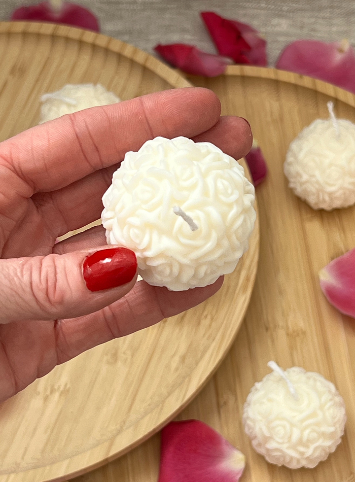 Bougie Boule de Roses "La Petite"