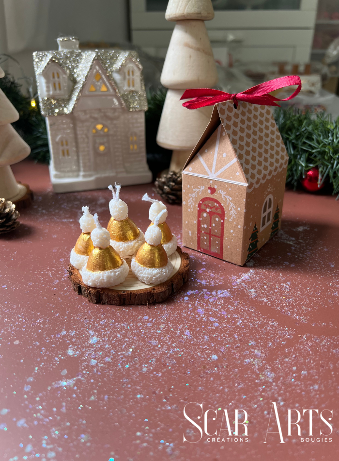Bougie BONNET DE NOEL