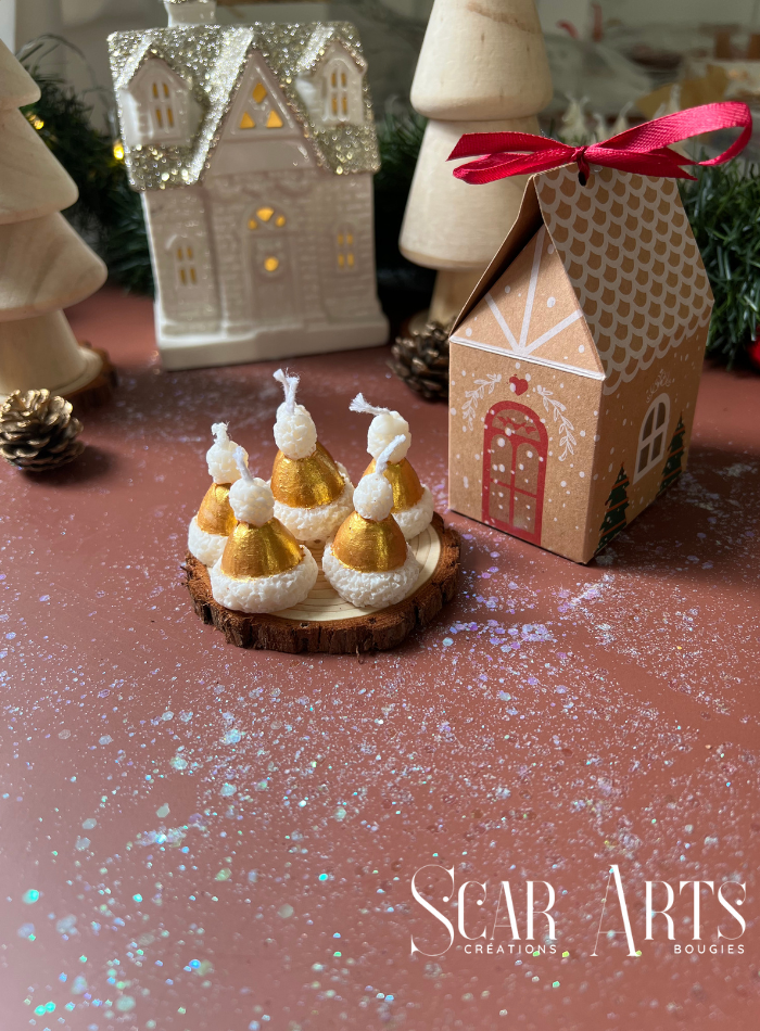 Bougie BONNET DE NOEL