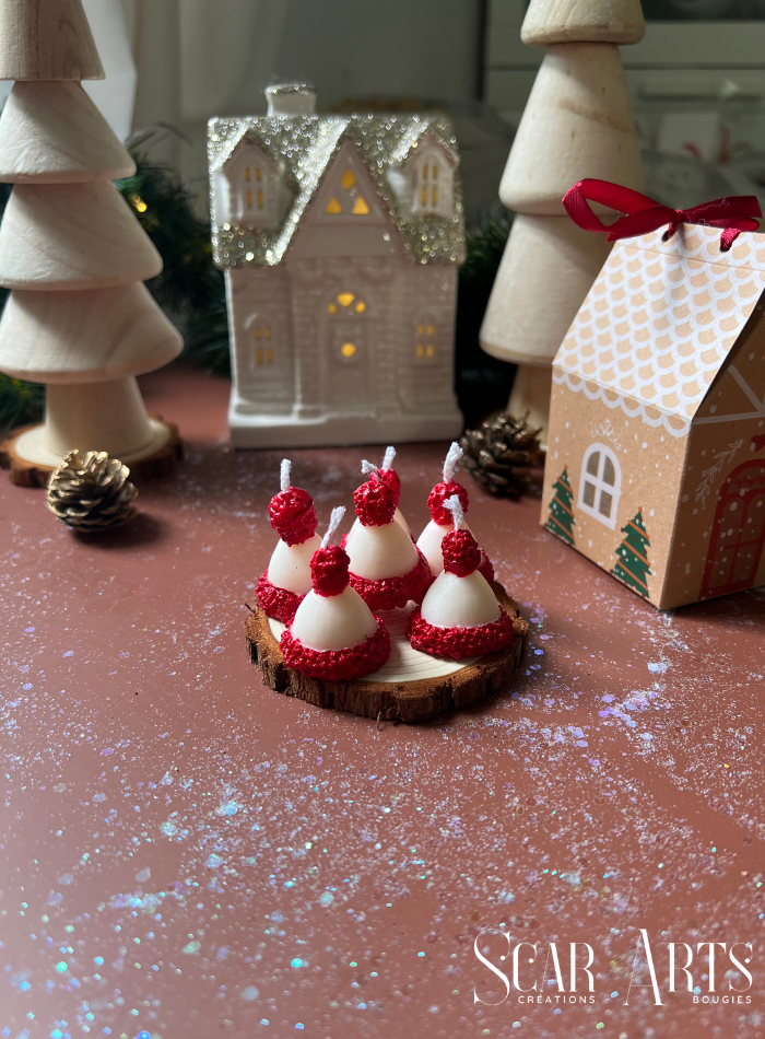 Bougie BONNET DE NOEL